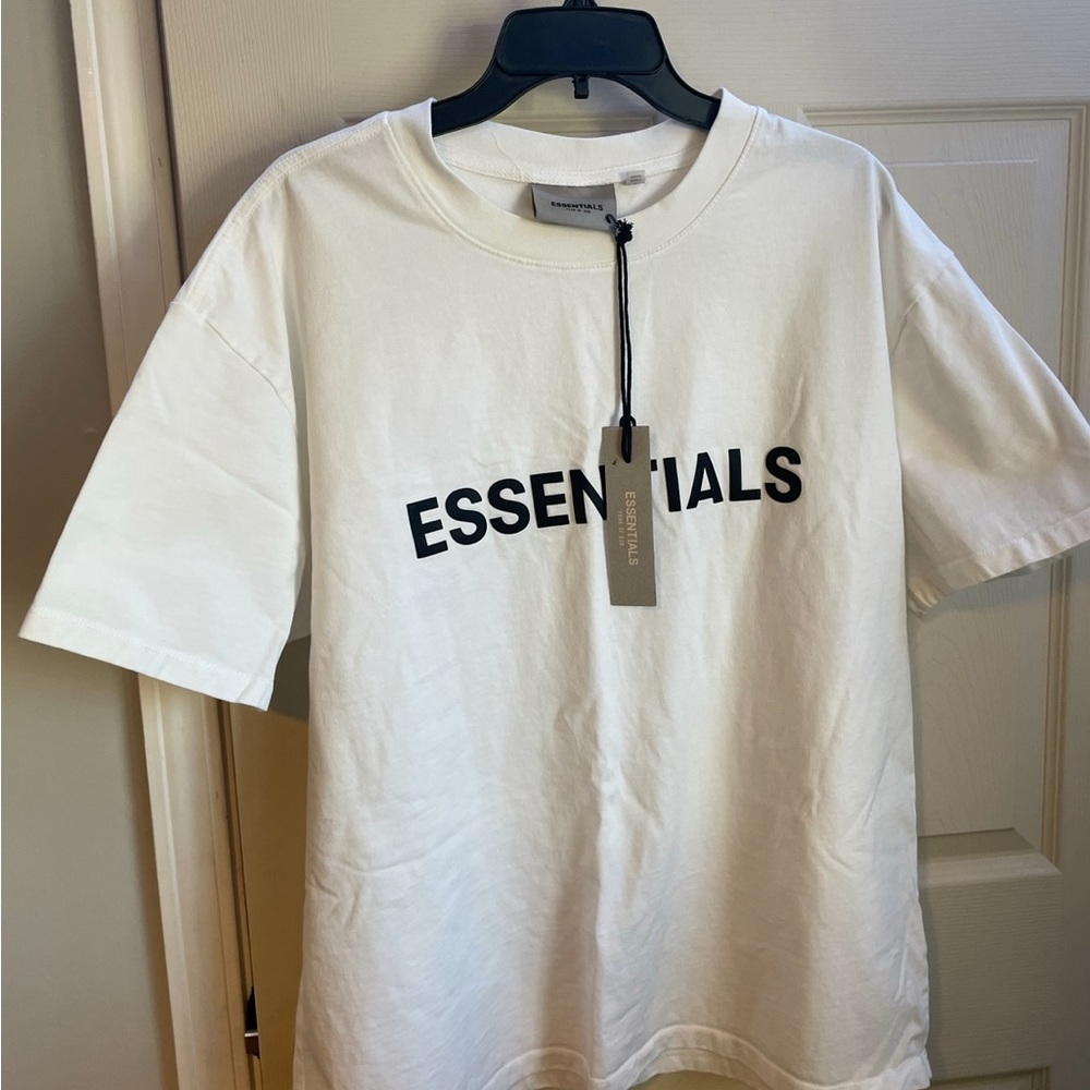 Essentials fear of god t shirt
